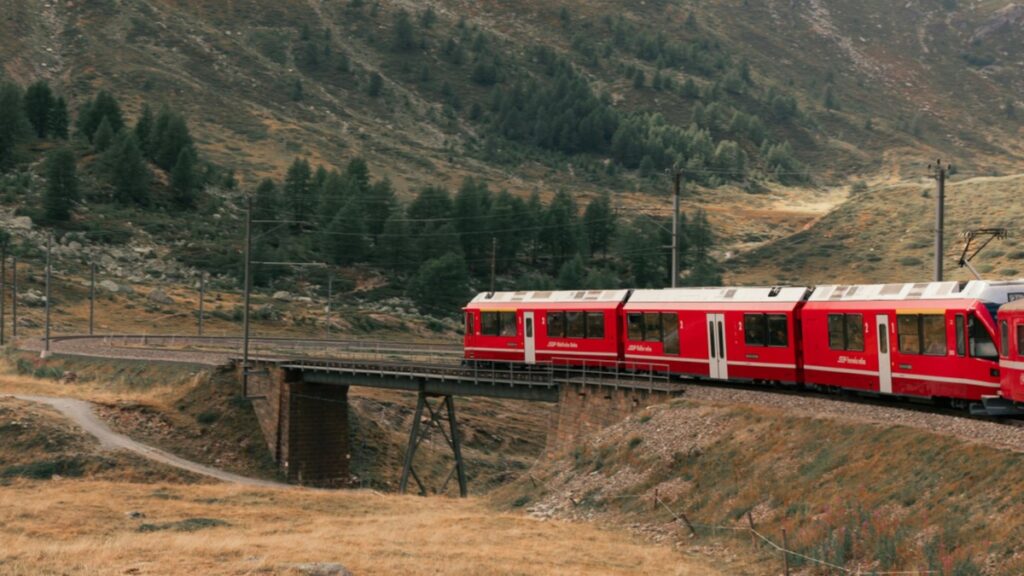 How Nepal WhatsApp bloggers can collaborate with Netherlands advertisers in 2025