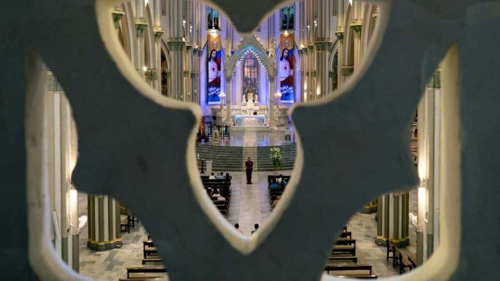 How Nepal Telegram bloggers can collaborate with Saudi Arabia advertisers in 2025