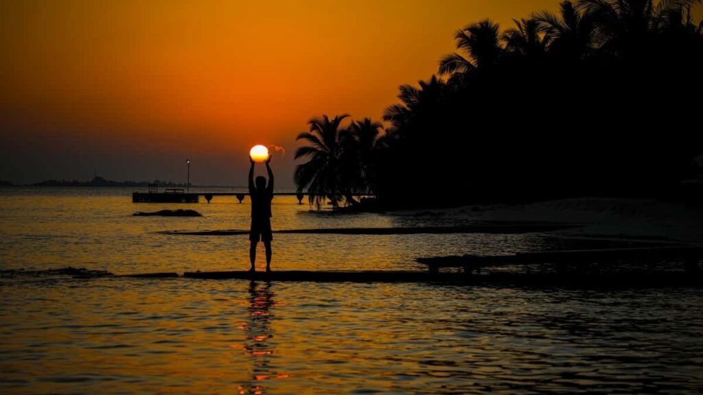 2025 Italy WhatsApp सबै वर्ग विज्ञापन दर तालिका नेपालका लागि