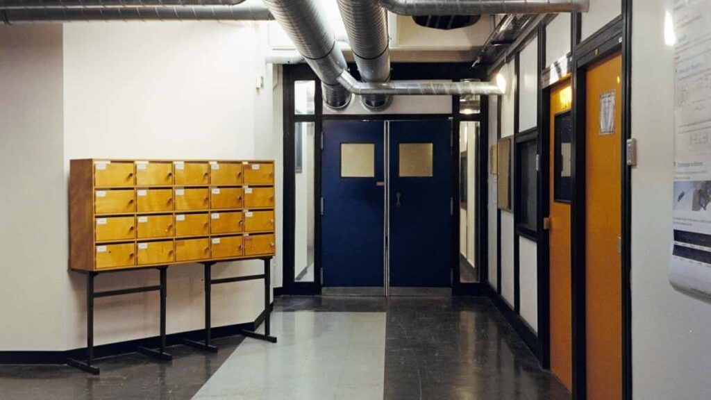 2025 Japan WhatsApp सबै श्रेणी विज्ञापन दरको कार्ड नेपालका लागि