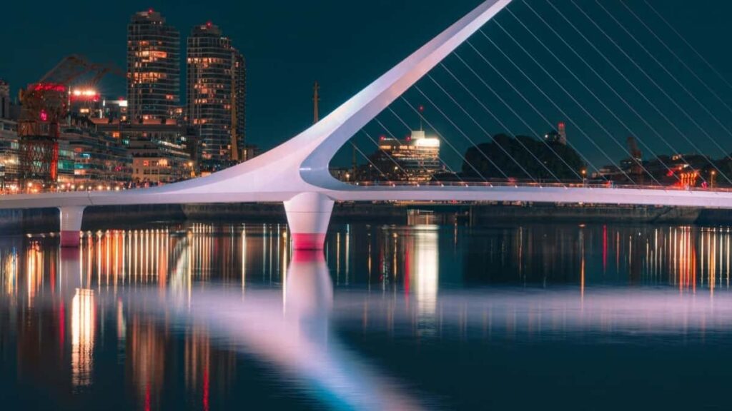 2025 Russia Facebook सबै श्रेणी विज्ञापन दर कार्ड नेपालका लागि