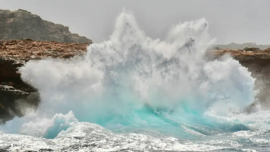 नेपालका क्रिएटरहरूका लागि ShareChat र Panama मा फ्यानसँग प्रोडक्ट ट्राइ गर्ने सफल तरिका र ट्रेन्डहरू।