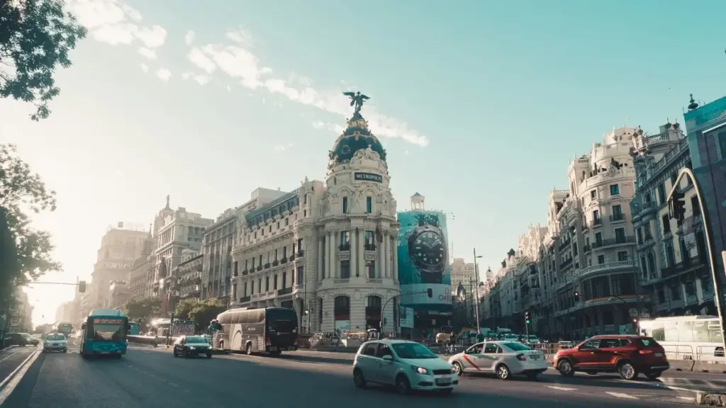 नेपालका विज्ञापनदाताका लागि नर्वेका Takatak क्रिएटर खोज्ने चरणगत गाइड, स्थानीय रणनीति, र creator-led फिटनेस च्यालेन्ज सुरू गर्नको लागि प्रैक्टिकल टिप्स।