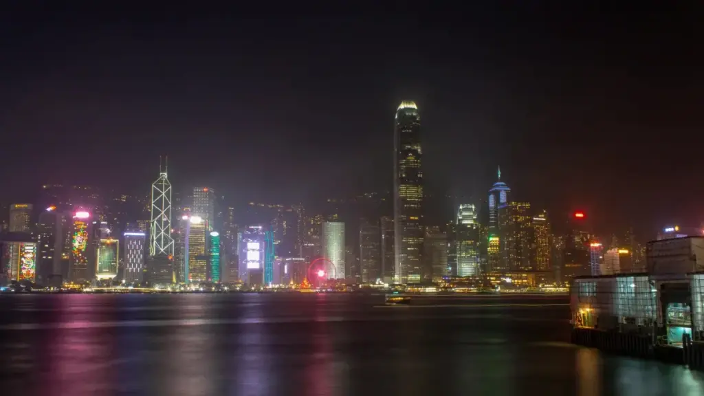 नेपाली क्रिएटरका लागि व्यावहारिक रोडम्याप: Spotify मार्फत स्लोभेनिया ब्रान्डहरूसँग सीमित‑समय कुपन/डिस्काउण्ट सेयर गर्ने चरण, च्यानल र जोखिम।