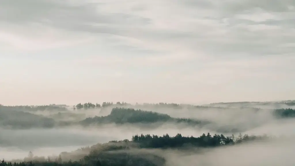 नेपालका क्रिएटरले रुस ब्रान्डसँग event coverage र sponsor tags का लागि कसरी पुग्ने, के लेख्ने, कहाँ DM गर्ने, र response बढाउने तरिका।